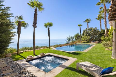 Spa and pool